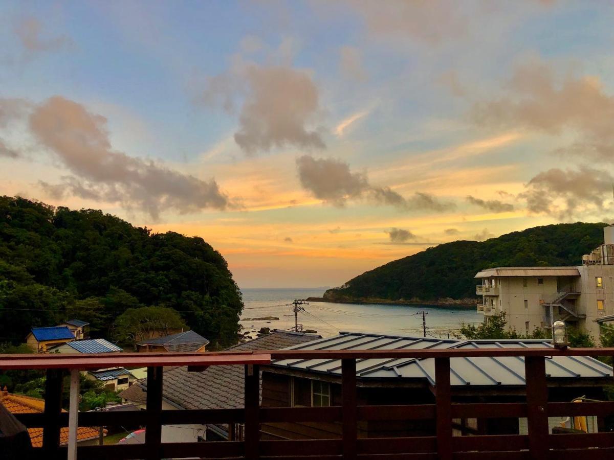 Guesthouse All You Need - All Rooms Have An Ocean View! Šimoda Exteriér fotografie