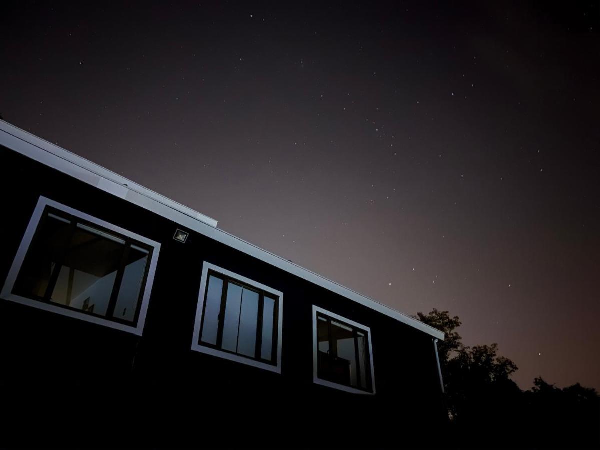 Guesthouse All You Need - All Rooms Have An Ocean View! Šimoda Exteriér fotografie